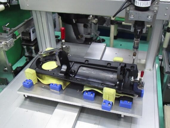 ケーエスジーのネジ締め機導入事例（自動車業界）